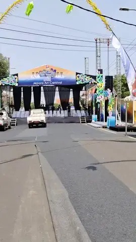 persiapan Jepara Art Carnival siang ini pukul 13:00 wib sepanjang jln R.A Kartini Jepara. 