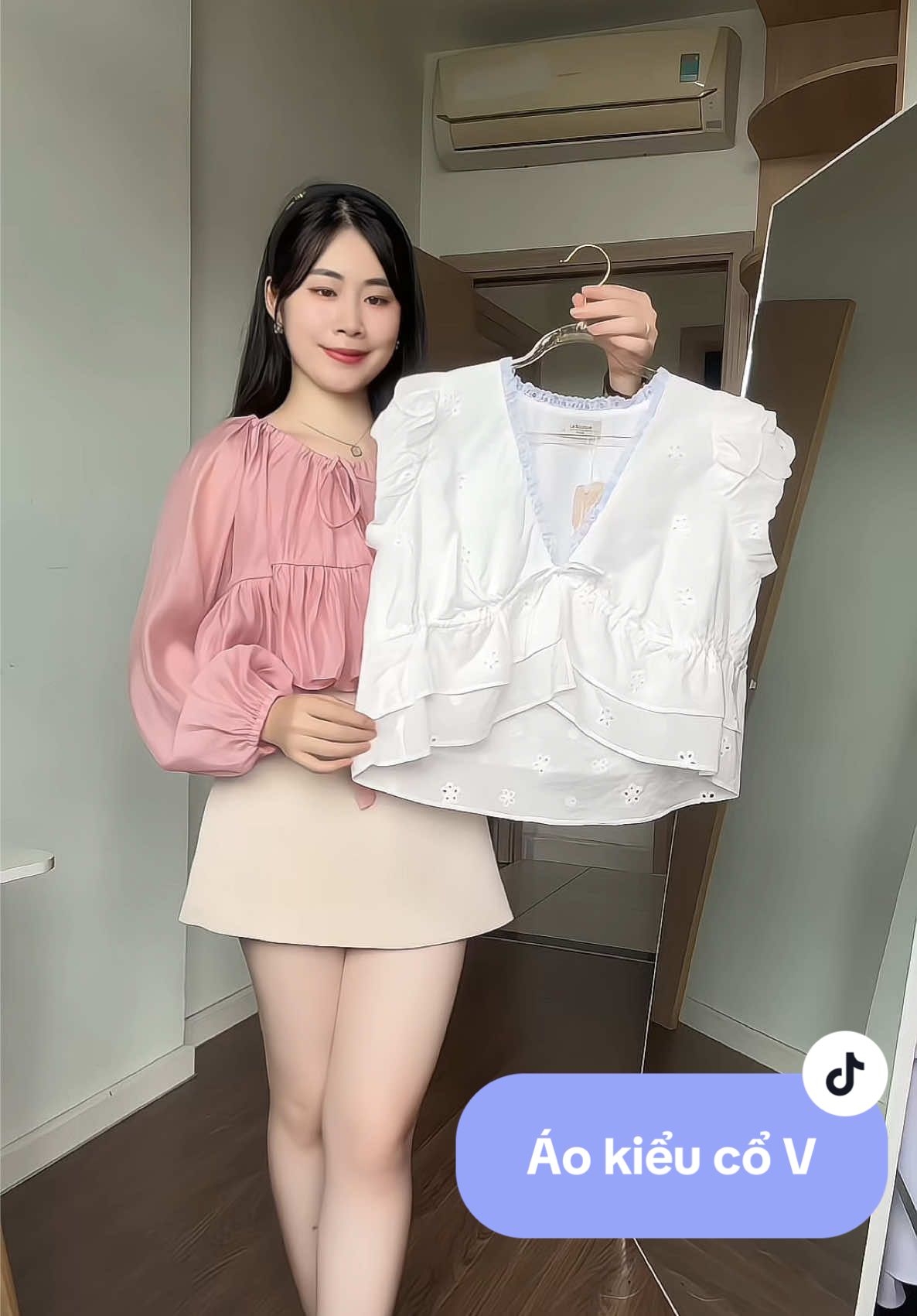 Áo kiểu cổ V dây rút #laboutique #aokieuhottrend #setdoxinh #goclamdep 