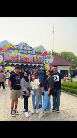 kenalin ini keluarga aku bub