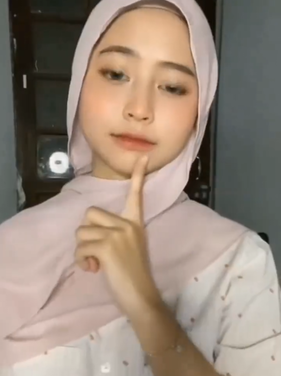jangan lupa follow #fyppppppppppppppppppppppp #viral #fyp #amaliamutyaviral #amaliamutya 
