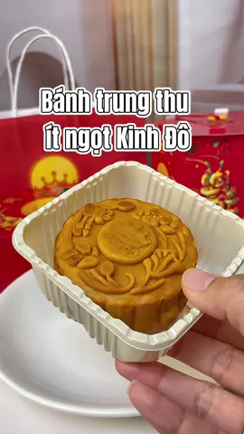 Trả lời @Nhà kho 69 Bánh trung thu Kinh Đô phiên bản ít ngọt, vị thanh nhẹ, ăn ngon không lo ngấy – hợp cả nhà cùng thưởng thức #banhtrungthu #kinhdo #banhtrungthuitngot #banhtrungthu2025 #doanvatngon 