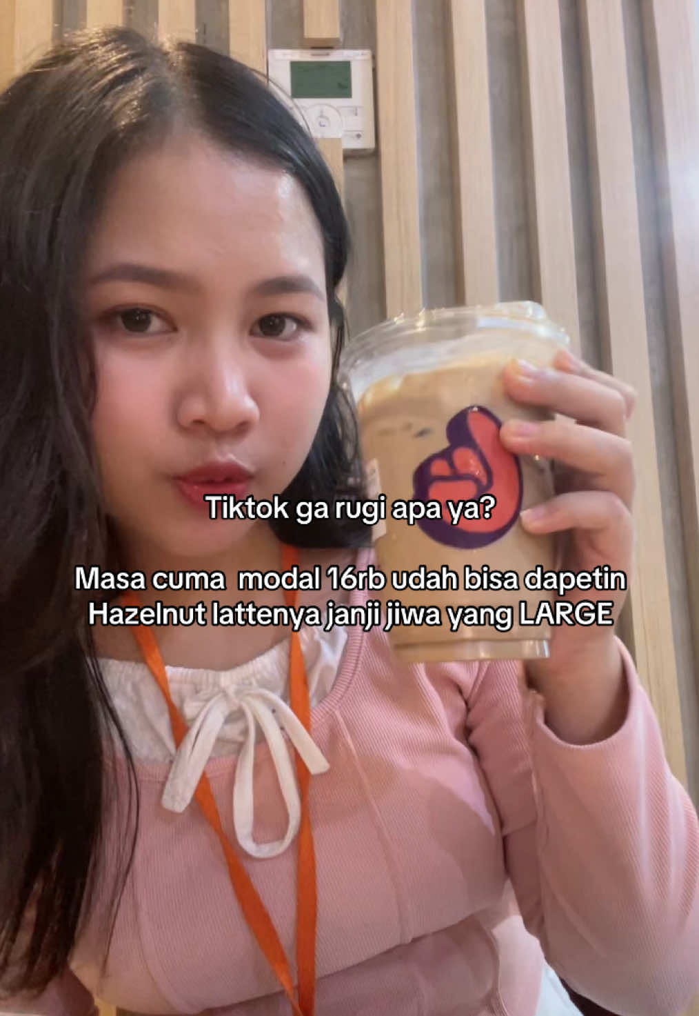 Ngopi hemat di janji jiwa pake voucher makanan dan minuman di TikTok 💖😋 #GoFoodieEntropi #TikTokGoEntropi #promomakanliburan #promomakanmerdeka #promomakangajian Makan enak, dibayar pula? 🍝 Upload content, dapet cuan + gratisan! Join TikTok GO bareng ENTROPI! DM @ENTROPI aftar 🤳