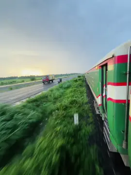 লোকেশন টা কোথায়?#bd_status_lover_007 #1millionaudition #bdrailway #fypシ゚viral #foryoupage #foryou #bdtiktokofficial🇧🇩 