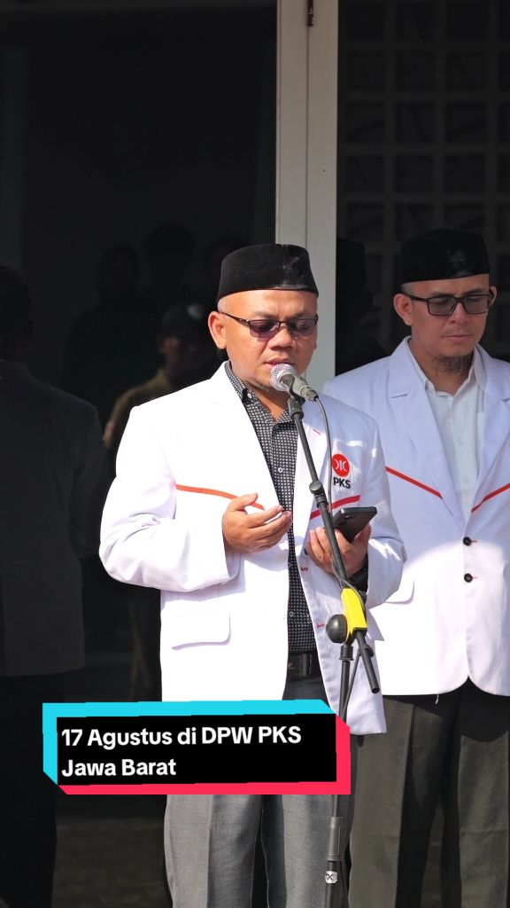 syahdu~ cung siapa yang ikut upacara di sini?  ##pksjabar #pks_family 