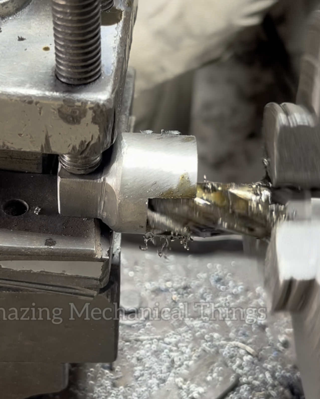 The Art of Making Oversized Universal Joint Sockets From Extra-large Iron by a Lathe Master  #UniversalJointSocket #ArtOfMaking #LatheMaster #DIYTools #oversizedSockets #MakingUjointSocket #ArtOfMaking #LatheMaster #scratch #AmazingRepair #loading #new #making 