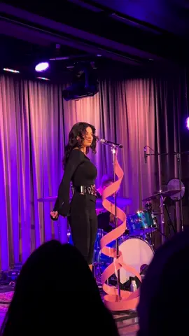 @MARINA, the woman that you are!!!! 😭🙏🏼 #grammymuseum #marinadiamandis #cuntissimo #princessofpower #fypmusic 