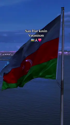 Səni Her gün qürurla Qelbimde daşıyır Yaşadiram🇦🇿🫡  Se  qanımda daşıyan Şehidimin bütöv kefenisen...  Ey Şanlı qürurlu bayrağım 🇦🇿🙏🏻
