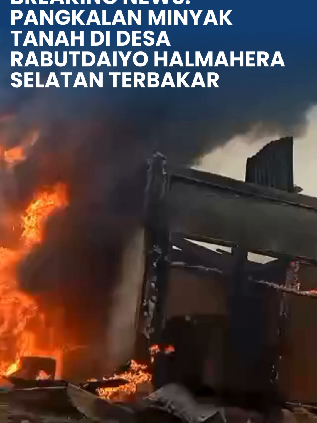 Pangkalan minyak tanah di Desa Rabutdaiyo, Kecamatan Pulau Makian, Kabupaten Halmahera Selatan, Provinsi Maluku Utara, terbakar. Insiden ini terjadi pada Sabtu (23/8/2025) sekitar pukul 12.00 WIT. Tidak ada korban jiwa dalam insiden tersebut. Namun, bangunan yang dijadikan sebagai pangkalan minyak tanah, ludes dilahap api. #tribunnetwork #tribunternate #malukuutara #halmaheraselatan #kebakaran #pangkalanminyaktanah  Ikuti kami untuk update informasi seputar Maluku Utara!