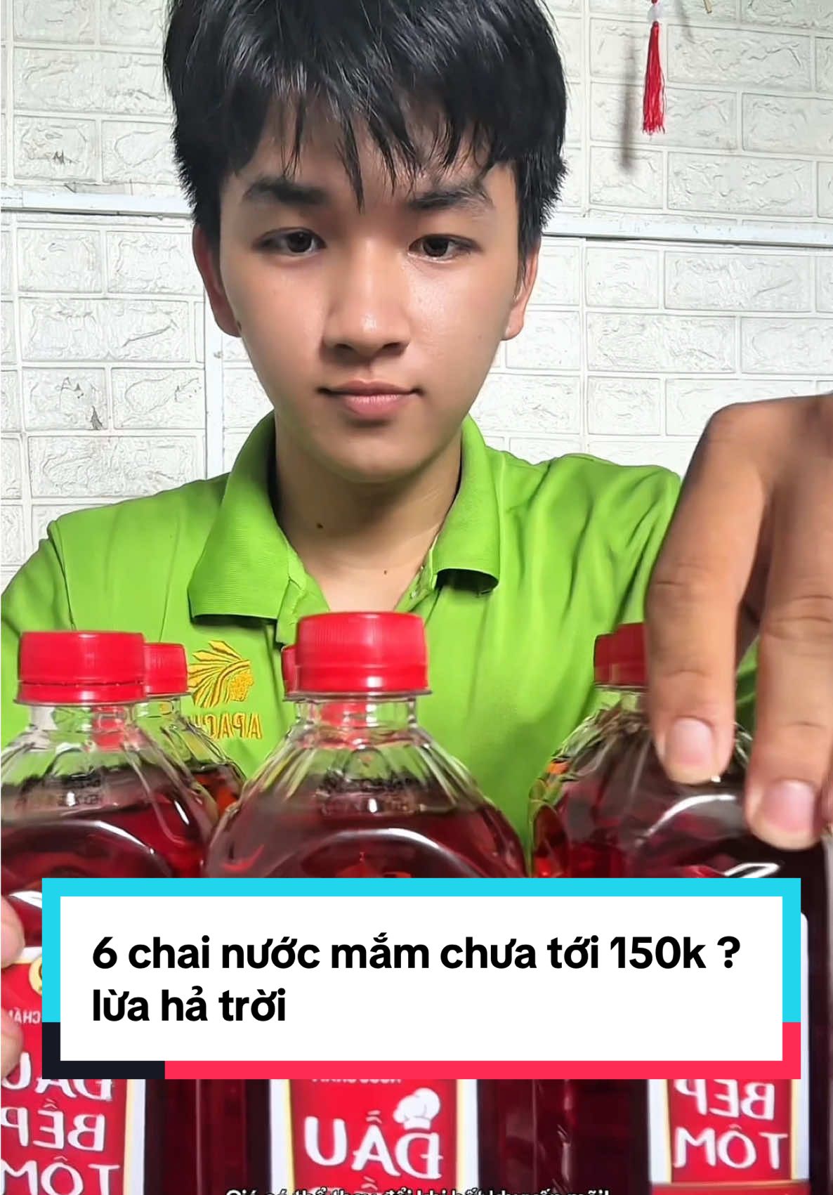6 chai nước mắm giá chưa tới 150k lừa nhau hả ? #daubeptom #nuocmam #combo6chainuocmam #tieudung #thanhphan2908 