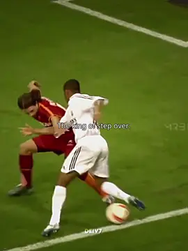The king of step over 👑 🇧🇷 ||#robinho #footballtiktok #fyp #viral #deiv7cr 