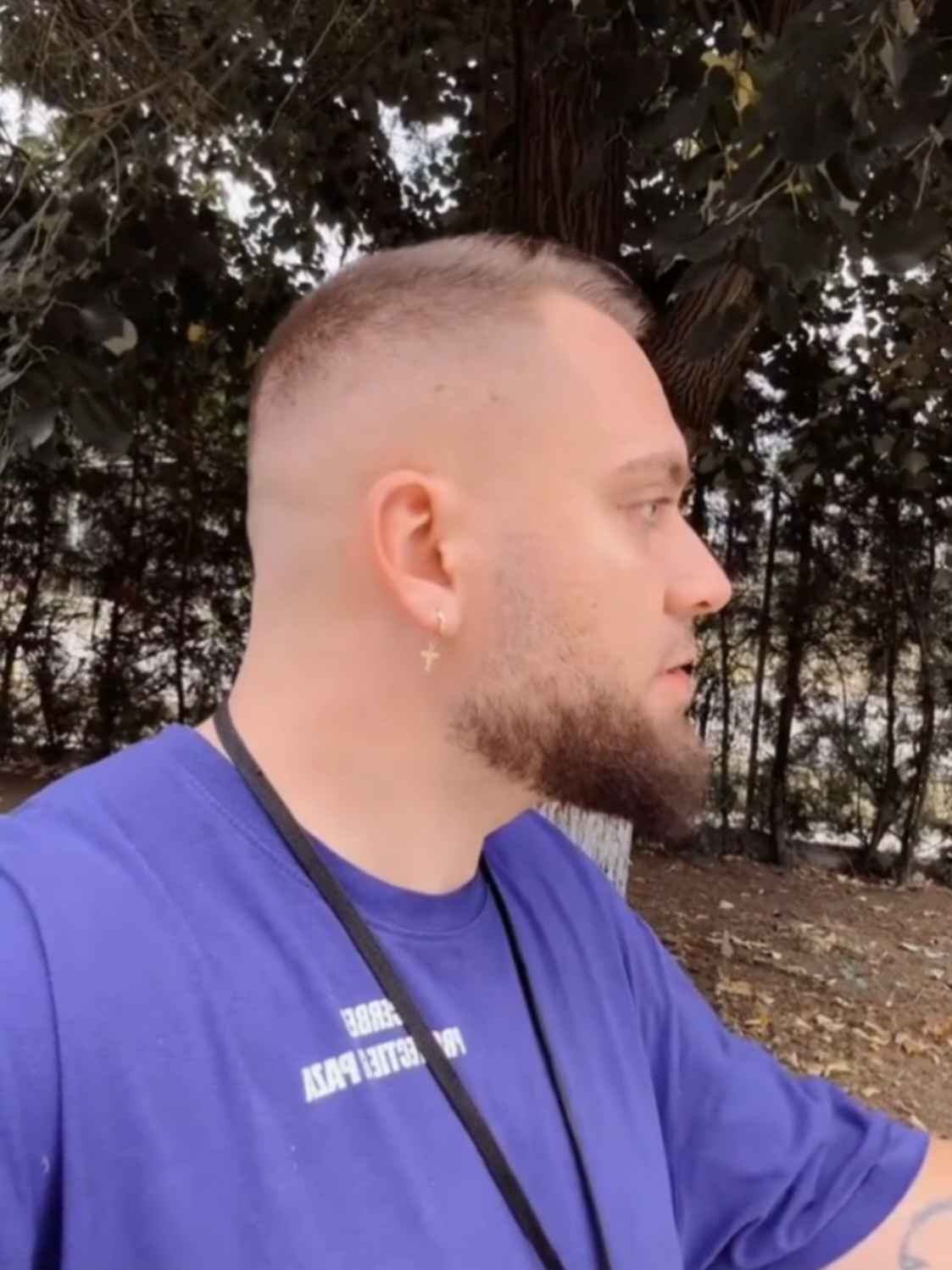 De când ne-am angajat pe platforma @DeLucru.ro atât prințul meu cât și regele covrigilor au activități.Ce credeți fac echipă de minune ? Unul e cu biserica, unu pe șmecherii... Acesta este un pamflet și trebuie tratat ca atare, dialogul este unul imaginar ‼️🥳 #pamflet #pamflet_tik_tok #ciolacu 