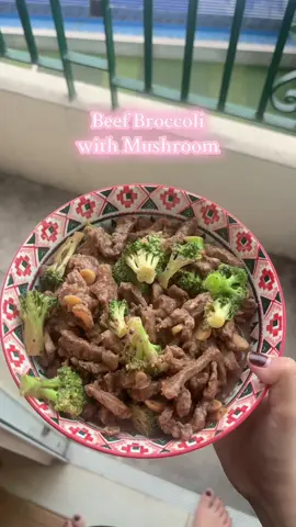 Saraaaaappppp! Ulam Idea: Beef Broccoli with Mushroom #beefrecipe #beefbrocolliwithmushroom #food  #vegetables #ulamideas 