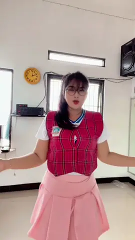 Adek sekolah dulu ya bg 🤣#dangdut #goyangdangdut #fpy #soundviral 