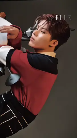 HE'S SO HANDSOME😫 #jeongwoo #treasure #fyp 