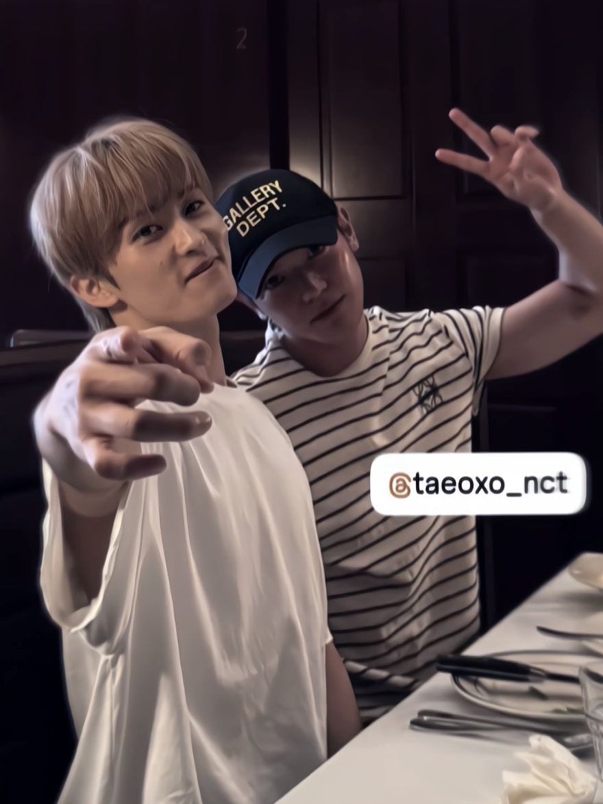 mam bareng 🥺 #marklee #taeyong 