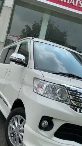 Mobil luxio terkenal dengan kabinnya yang super luas, mampu menampung hingga 8 penumpang dengan nyaman. Mobil ini memiliki pintu geser yang praktis, mesin 1.5L DOHC VVT-i yang efisien bahan bakar, serta fitur desain modern seperti grille besar dan lampu HID. Luxio menawarkan pilihan transmisi manual atau otomatis, suspensi yang nyaman dengan stabilizer, dan cocok digunakan untuk keluarga atau kebutuhan bisnis #luxio #maxxio #foryou #masukberanda #fyp 