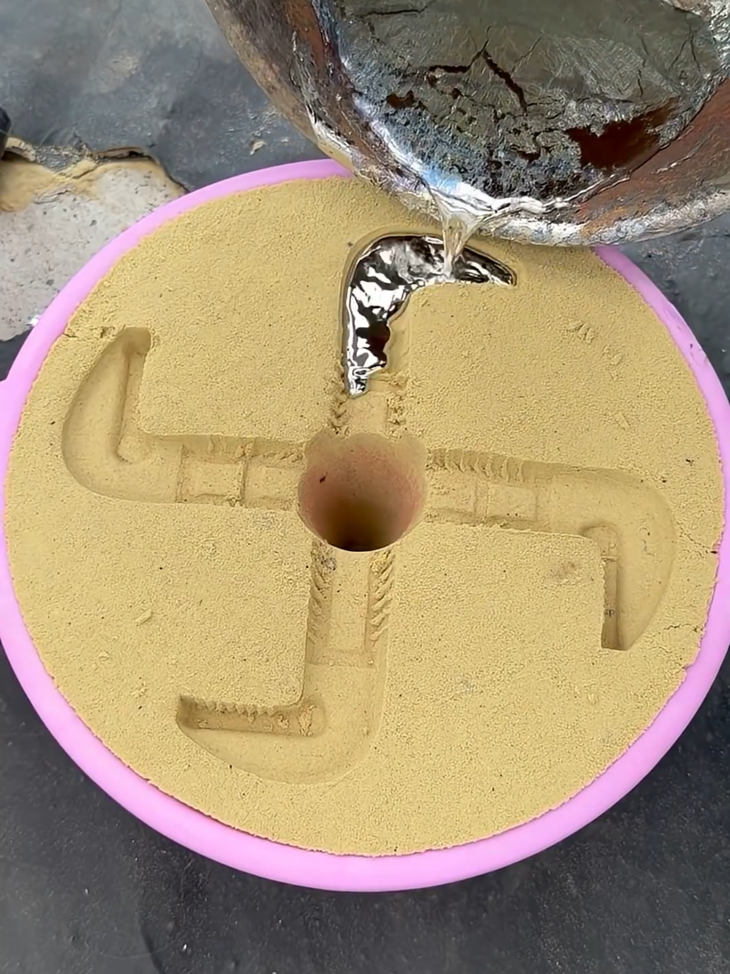 Metal Casting making variety molding #metaldesign #metalworking #artdesign #molding #foruyou #videoviral