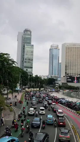 uda diputar 99x juga ga bosen