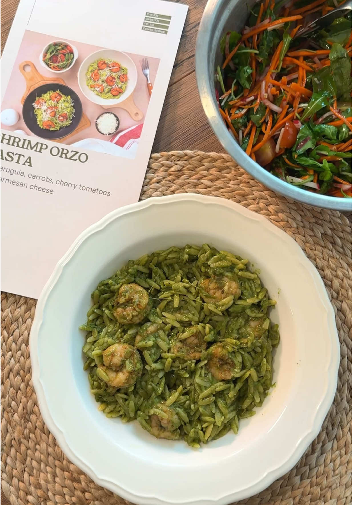 Dinner doesn’t have to be complicated ✨  cookit.ae sends everything fresh, prepped, and ready to cook! Just follow the simple step-by-step guide. First-timers even get a spice box packed with different spices (and trust me, you’ll want to use them on everything 😮‍💨) And yes… this shrimp orzo pasta was as delicious as it looks! 😋 Cooking made easy, fun, and stress-free💛 #dubaiblogger #foodies #Recipe #asmr 