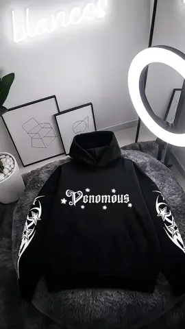 🦂 VENOMOUS HOODIE – desain garang, detail gila! Depan simple, belakang ada kalajengking api yang bikin lo stand out banget di jalan atau konten lo. ⚡ Bahan premium, nyaman dipakai, tapi tetap kasih aura badass street style. 💯 Cocok buat lo yang nggak suka tampil biasa-biasa aja! #hodie #hodiekeren #hodieboky  #rekomendasioutfit  #creatorsearchinsights 