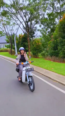 nyoreee🍃#fyp #fypage #foryoupage #hondac70 #c70classic 