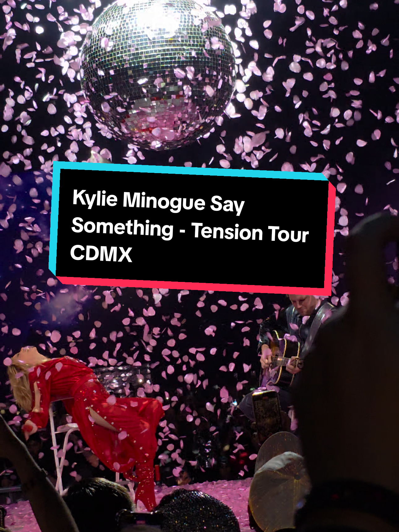Say Something en vivo es toda una experiencia 🥹💕 #kylieminogue #tension #tensiontour #Kylie #KM 