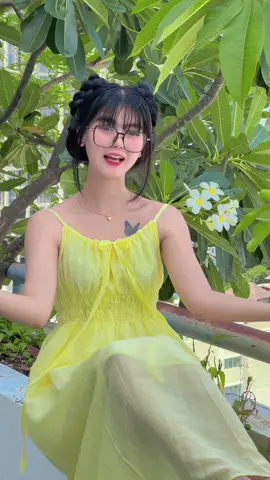အ သစ် မ ရိုက် အား သေး လို့ အ ဟောင်း လေး ပဲ အ လွမ်း ပြေ ကြည့် နော်....💛💛#baebaema💗 #2M #tiktokthailand🇹🇭 #foryou 