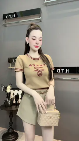 Kể cả trời không nắng , thì mắt vẫn phải trong Bản thân tự hạnh phúc , tim vẫn phải rực hồng ! 🤎#xuhuongtiktok #htdclothing #xuhuong #xuhuongtiktok 
