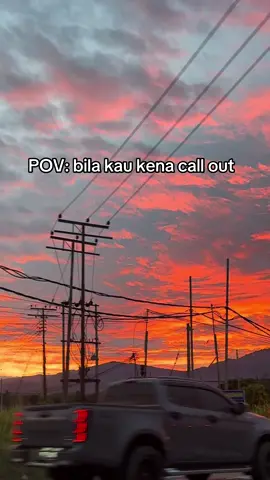 Klu mau runtuh coba aja😂#fy #fyp #sabahancrew_fams #sabahantiktokers #bismillahfypp 