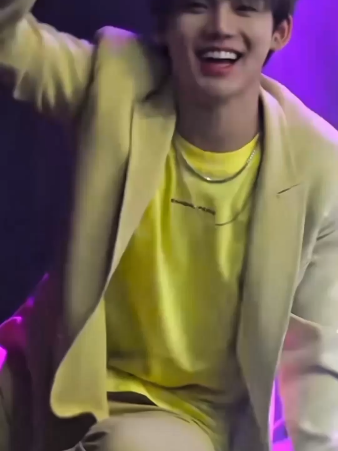 Kali ini video buat hyunsuk ya, semoga kalian suka, semoga hyunsuk update dan live juga, kangen banget nonton live dia🥺😭 #hyunsuktreasure #treasure #kpopers #allaboutkpop #fyp 