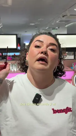 Trucul perfect pentru gene WOW 😍 @Lola_doka ne-a împărtășit câteva secrete. 👀💗 #SephoraRomania #benefitcosmetics #makeup
