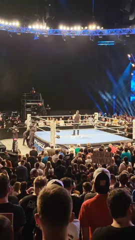 Dublin crowd reaction to Randy Orton at Smackdown Dublin last night. #smackdown #smackdowndublin #WWE #randyorton #drewmcintyre 