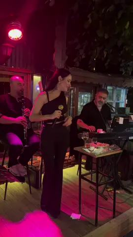 @Zafer Aydın #@sinemmuzikofficial #keşfetteyizzz #müzik #çatkapı #büyükçekmececanlımüzik #ferditayfur 