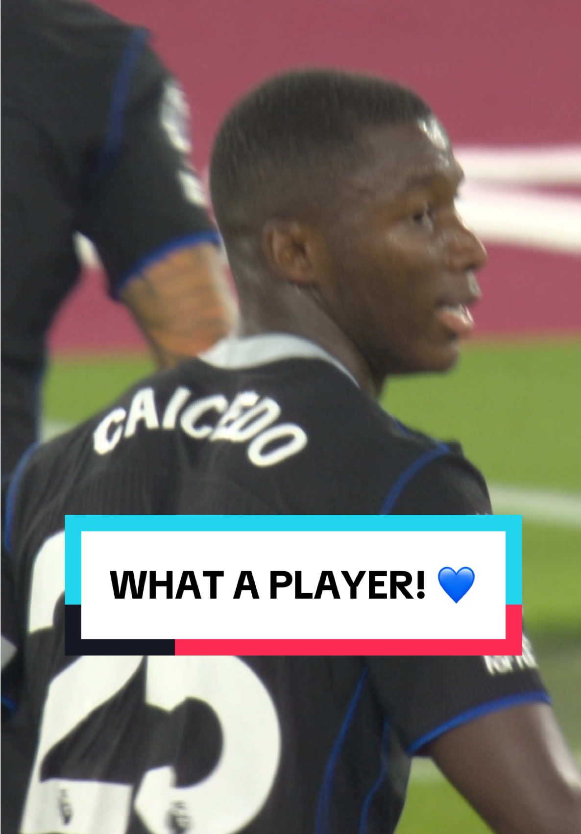 Moi on his 100th game for Chelsea. 😍 #ChelseaFC #CFC #PremierLeague 