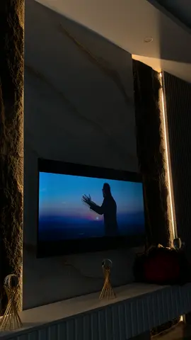 بامردن هۆکار نەبیت  بۆ خۆش ویستنی یەکتر ✨🖤