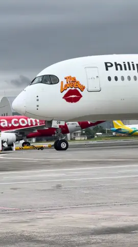 A350 The LoveBus on towing💋❤️🇵🇭 #fyp #a350 #planespotting #aviation #thelovebus350  @Jruss_14 @jasperdlcrz ✈︎ @Capt. Crazy @jeep.poy @EMZLA @Jhobai @<Hanziii/> @Laanceeey. @serdrew_ @harold @cyviation @MAWI𓍼ོ @Bambinnaaa @ianspotter26 @Captain Skylit @Joross. @Jjjammm @MOTOPILOT @benny @speedyjordi 