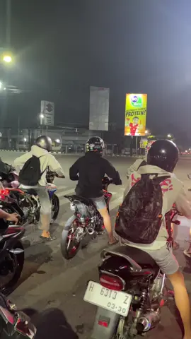 Motor limit berharap apa? 🙂#supermotoherexstyle #crfherexstyle #surexgank 