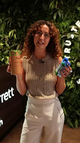 Your nutritionist-approved daily wellness ritual 🌴 Natasha dives into why the Rheal Clean Greens and Vita Coco Coconut Water duo is such a smart, functional nutritional combo. @natashadraycottnutrition is a registered nutritionist with over 6 years of clinical experience, specialising in nutrition and mental health. 