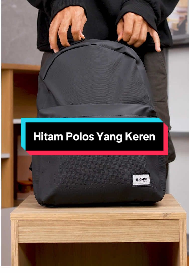 Cari tas ransel yang polos tapi gak suka tampilan bahan yang glossy? Backpack Pedro juaranya. Dengan bahan spon motif premium, tas ransel ini pasti awet dan udah anti air #albaproject #ransel #taslaptop #taspria #tascowok 