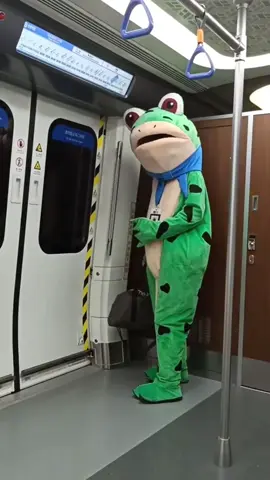 🤣🤣🤣#funnyvideos #foryoupage #frog 