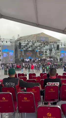 Bismillahirrahmanirrahim pada sore ini JAMNAS YRKI XVIII KALIMANTAM SELATAN acara telah di buka ... #fyp #solokingclub #yamaharxkingindonesia #jamnasyrkikalsel #rxkingnusantara 
