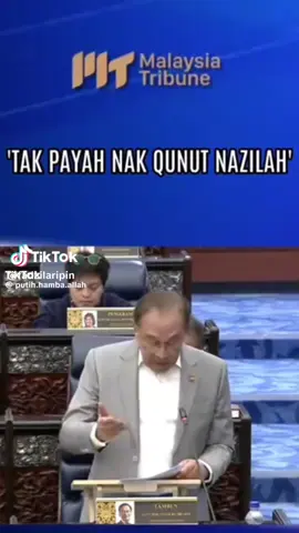 Betul ke dia ni Islam?? Awat terlajak teruk mcmni... Parah Malaysia 