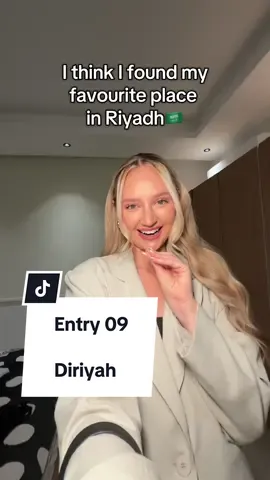 I love this area on a night🤍 📍Ad Diriyah - Al Faisaliyah District #diriyah #riyadh #visitsaudi #sauditourism #expatinsaudi 
