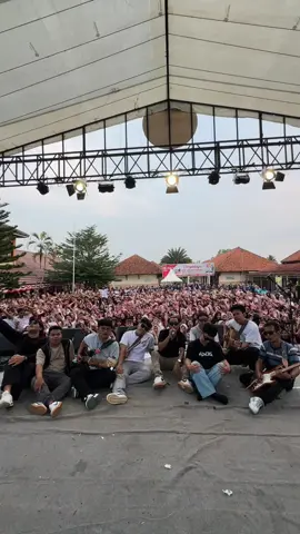 sopo sing kangen era Nresnani ? Maturnuwun teman - teman SMA Negri 1 Jeruklegi Cilacap 🫶🏻 #nresnani #sman1jeruklegi #cilacap #lavora #musikditiktok 