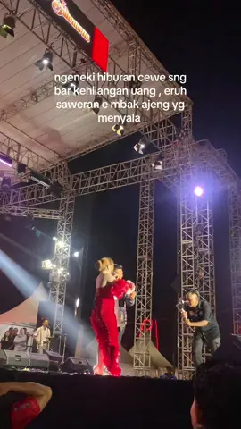 ben ga stres cah sek enom ayu2 haha🙏🏻#blitar24jam #foryou #ajengfebria #himawanmusic 