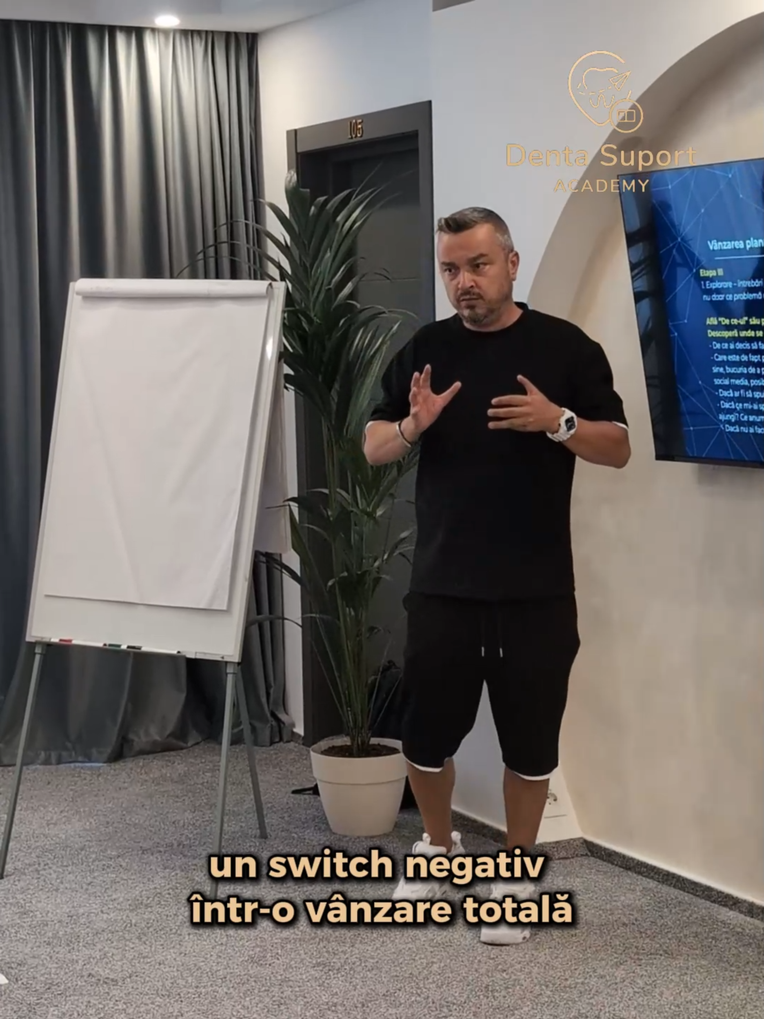 🔑 Cele 5 întrebări esențiale pe care trebuie să le clarifici la prima consultație Astăzi, la curs, Ciprian Deaconu le-a arătat cursanților că succesul unei consultații nu stă în tehnologie sau în prețul final… ci în calitatea întrebărilor pe care le pui pacientului. 📌 Două dintre ele au schimbat instant perspectiva: 1️⃣ Ce îți dorești cu adevărat? – pentru că tratamentul nu începe cu radiografia, ci cu visul pacientului. 2️⃣ Cât de tare te grăbești? – de la „cod verde” (relaxat, poate aștepta) până la „cod roșu” (pacient care vrea soluția chiar mâine). 💡 Dar mai sunt încă 3 întrebări cheie, la fel de puternice, care pot face diferența între un plan acceptat sau respins. Le-am lăsat nespuse azi în postare… pentru că ele trebuie trăite și înțelese direct în sală. 👉 Cursanții noștri au avut parte de exerciții practice, exemple reale și discuții directe despre cum să transformi aceste întrebări într-un instrument de vânzare etic și empatic. Uneori, nu răspunsurile, ci întrebările potrivite sunt cele care deschid ușa către încredere. #DentaSuportAcademy #CursVanzari #RelatiaMedicPacient #CiprianDeaconu