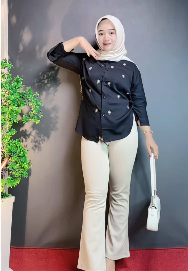 celana cutbray nih beb bahanya adem super elastis loh, langsung co di keranjang kuning ya beb🥰🫶🏻 #rekomendasioutfit #flarepants #celanacutbray #fyp #fyppppppppppppppppppppppp 