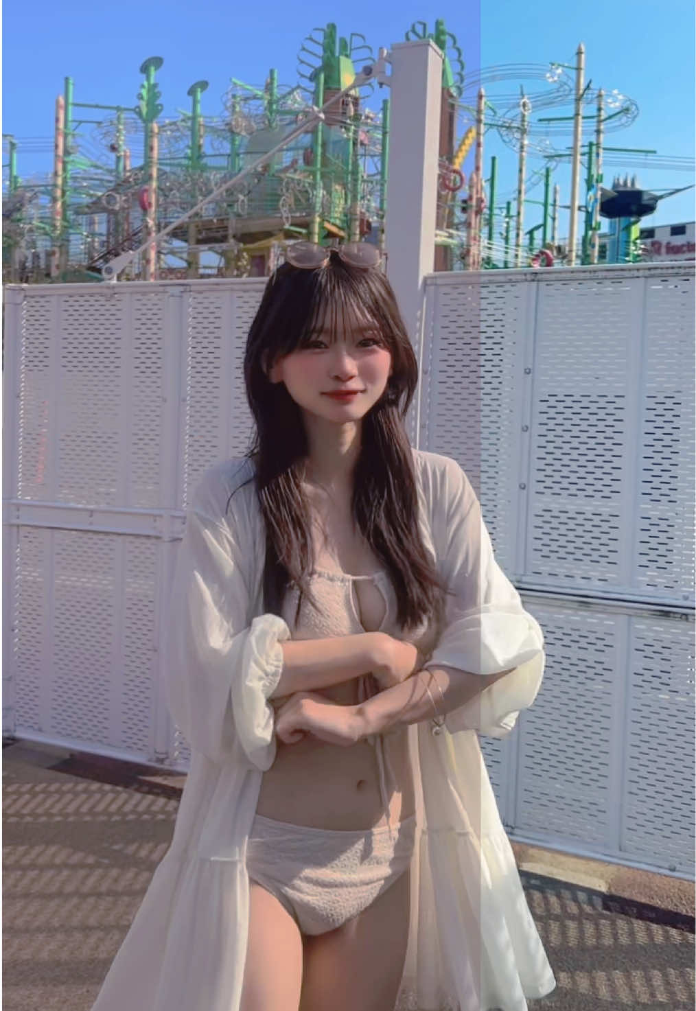 ダイエット間に合わなかったからちょっと凹ませてます🤷🏻‍♀️ #プール