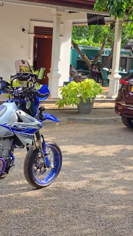 #trending tiktok #drz400sm #limitededition #fypシvairal🖤video#minuwngoda_wairl_widiyo😁❤️ 