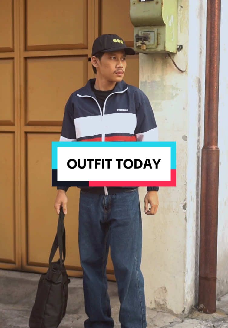 Tracksuit on, confidence up! #throoxoriginal #thegoodgang #tracksuit #jacketparasut 